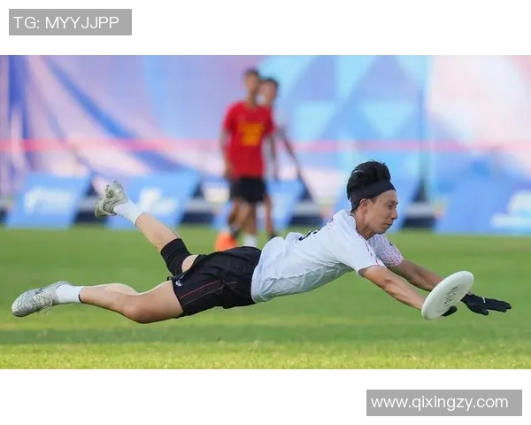 飞盘之梦：深入成都飞盘队的拼搏与团结精神探秘