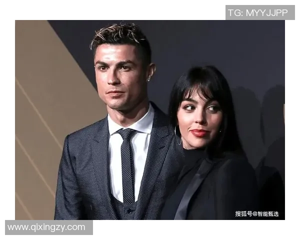 足球明星浪漫爱情瞬间高清图片集锦展现甜蜜与激情 足球明星浪漫爱情瞬间高清图片集锦展现甜蜜与激情